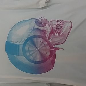 Mens XL skull headphones T-shirt